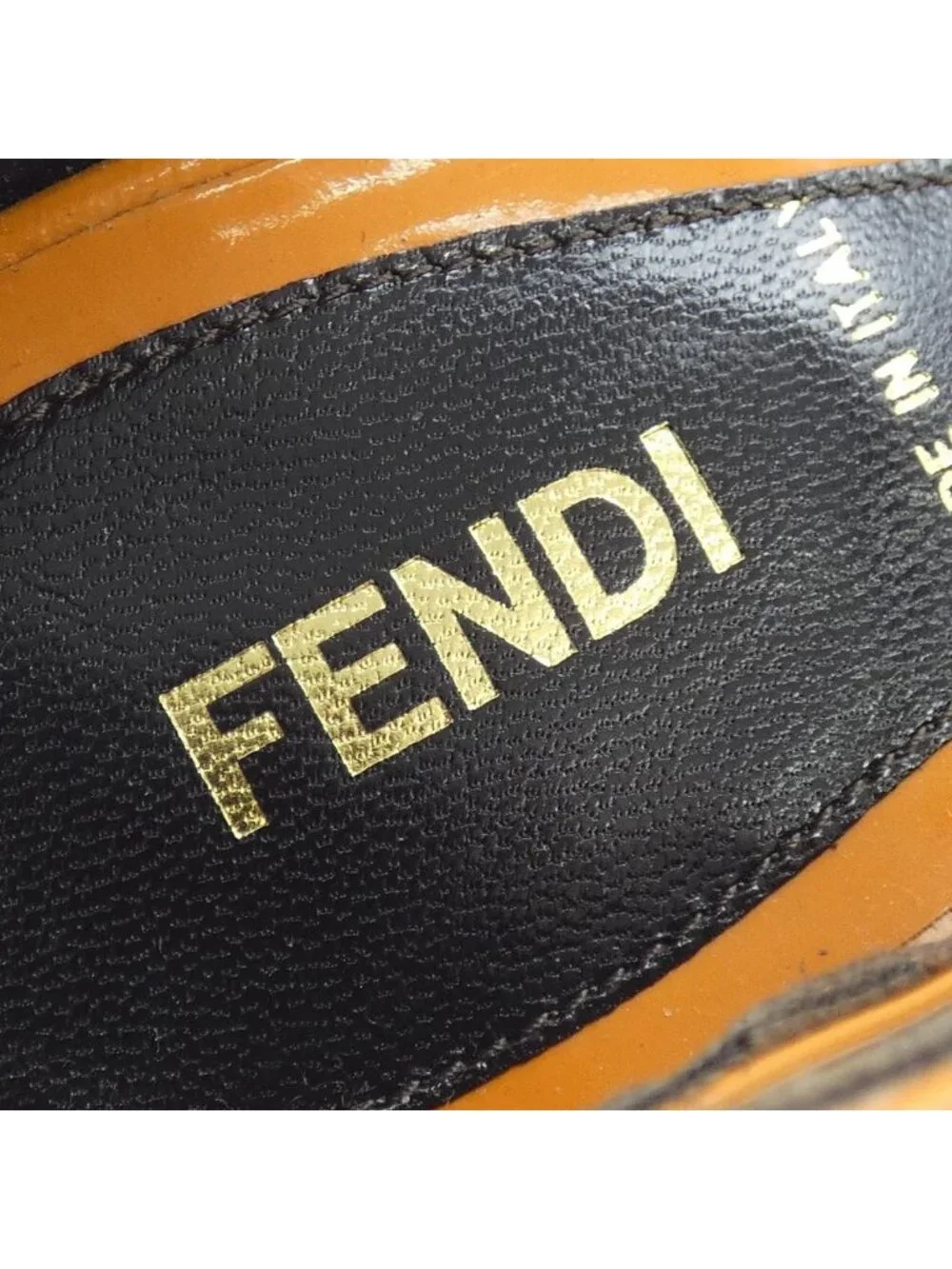 Fendi Pumps Heel Gray
